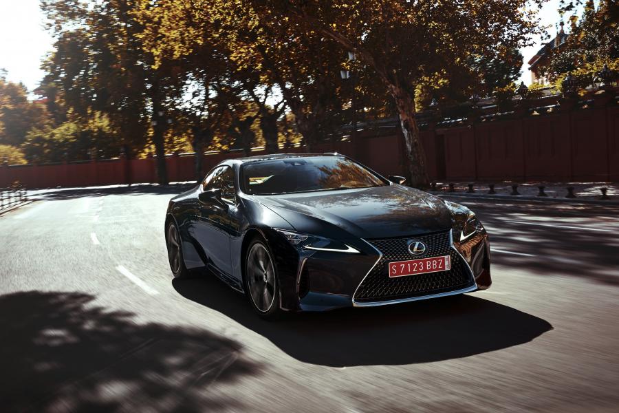  Lexus LC500 2017 года  (NA) (фото 48 из 48)
